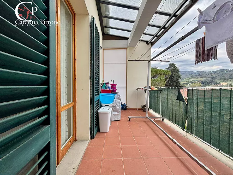 Immagine 10 di Appartamento in vendita  in Piazza Etrusca 6 a Fiesole