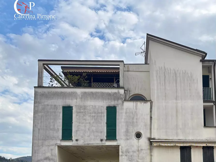 Immagine 47 di Appartamento in vendita  in Piazza Etrusca 6 a Fiesole