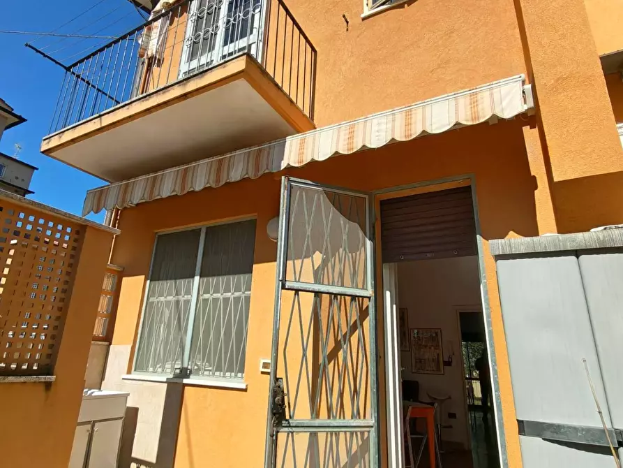 Immagine 6 di Casa indipendente in vendita  in via Pola 1 a Viareggio