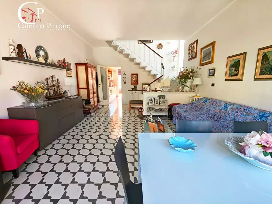 Immagine 10 di Casa indipendente in vendita  in via Pola 1 a Viareggio