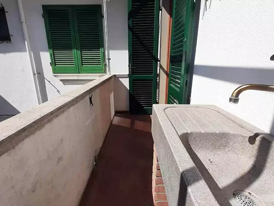 Immagine 11 di Appartamento in vendita  in Via Pozzuolo 10 a Rosignano Marittimo