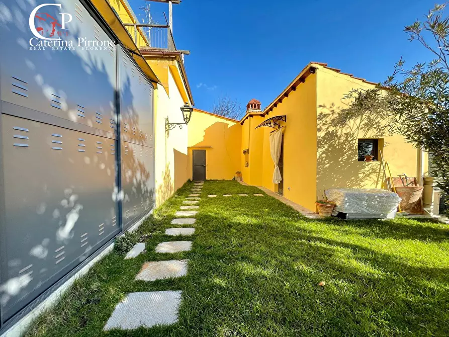 Immagine 2 di Appartamento in vendita  in via di Capornia 18 a Firenze