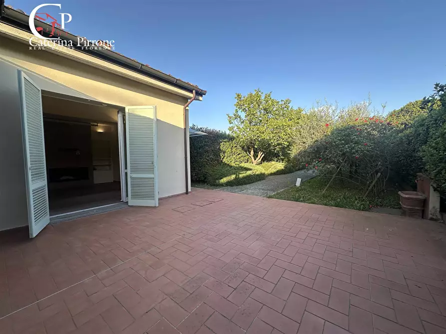 Immagine 2 di Casa indipendente in vendita  in Via Di Castello 15 a Firenze