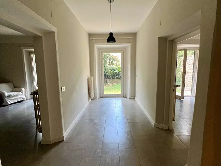 Immagine 6 di Appartamento in vendita  in viale Augusto Righi 83 a Firenze