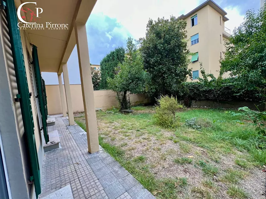 Immagine 28 di Appartamento in vendita  in viale Augusto Righi 83 a Firenze