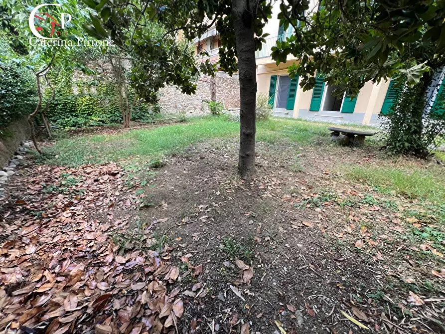 Immagine 38 di Appartamento in vendita  in viale Augusto Righi 83 a Firenze