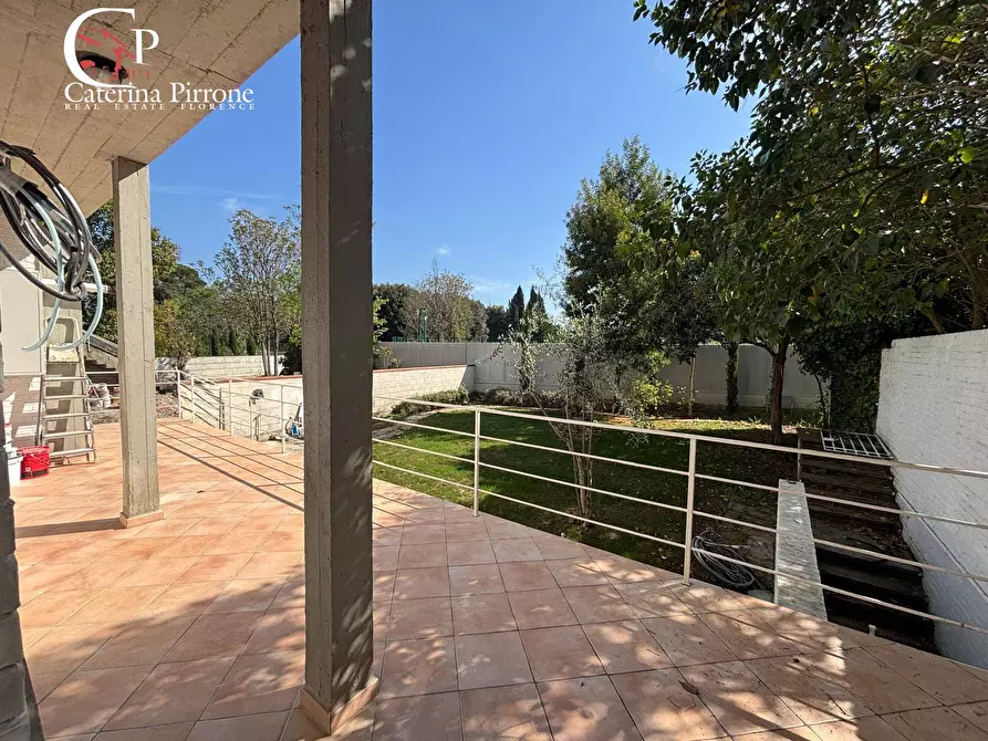 Immagine 4 di Villa in vendita  in via del Padule 50 a Firenze