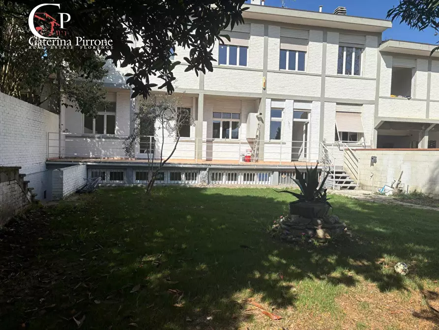 Immagine 1 di Villa in vendita  in via del Padule 50 a Firenze