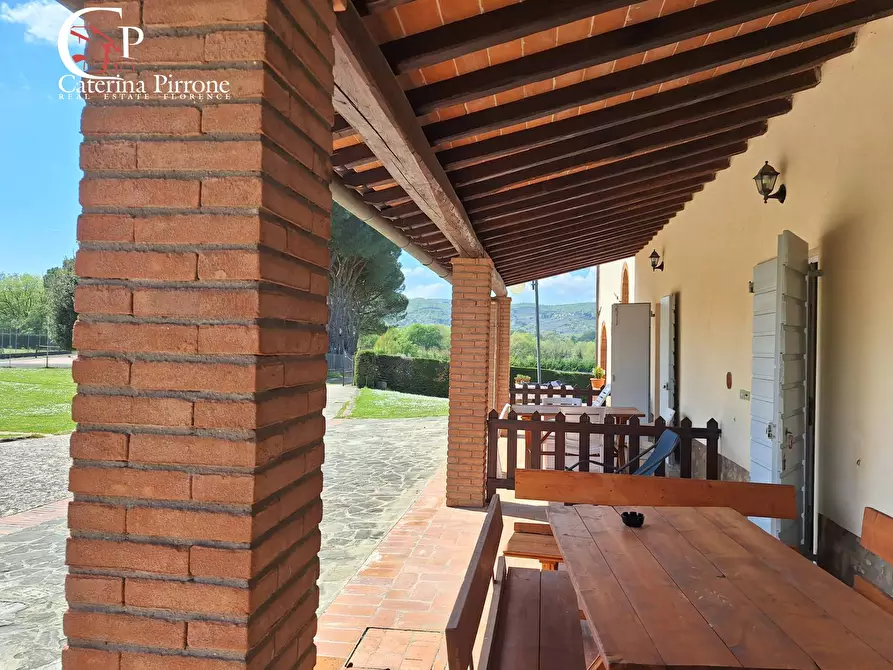 Immagine 8 di Villa in vendita  in località La Casina snc a Bucine