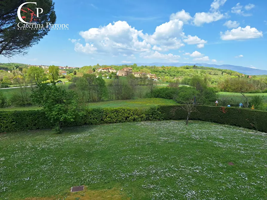 Immagine 17 di Villa in vendita  in località La Casina snc a Bucine