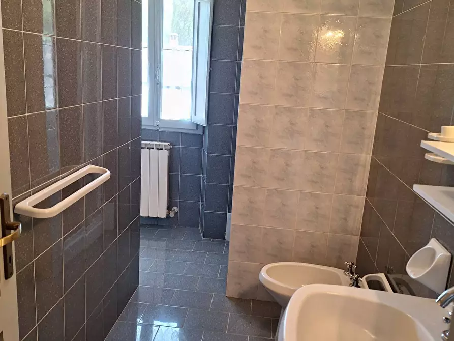 Immagine 48 di Villa in vendita  in località La Casina snc a Bucine