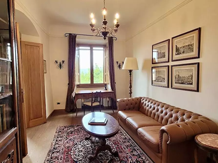 Immagine 9 di Villa in affitto  in Piazzale Michelangiolo a Firenze