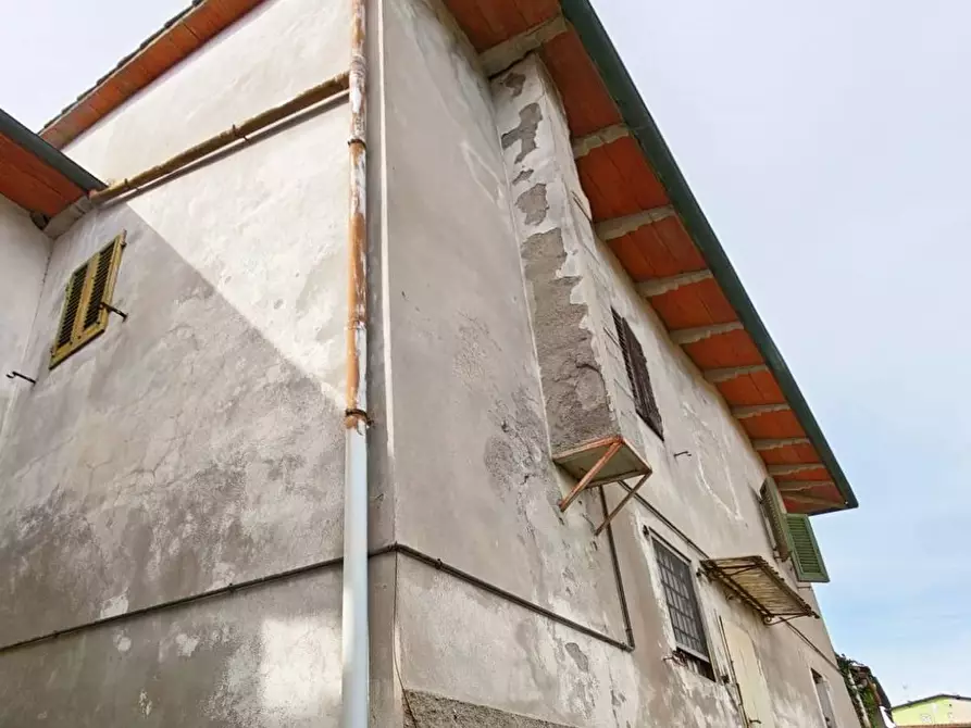 Immagine 17 di Casa indipendente in vendita  in Meleto 10 a Cavriglia