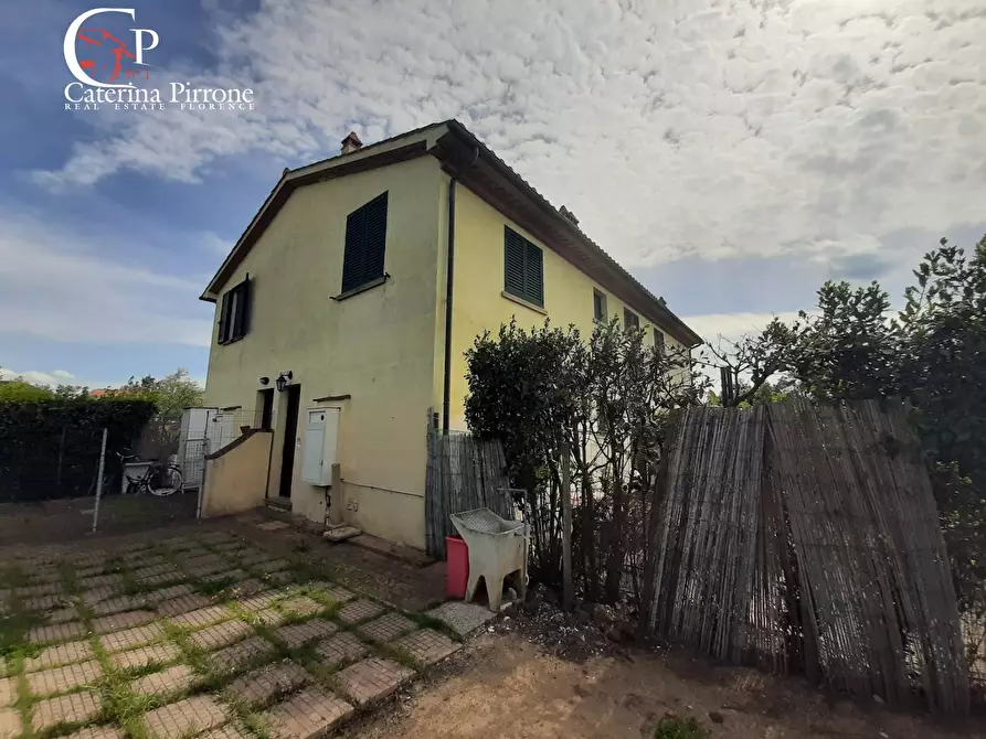 Immagine 16 di Appartamento in vendita  in via Giuseppe Parini 10 a Cecina