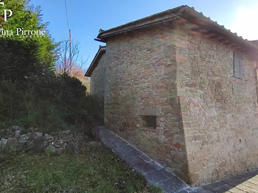 Immagine 9 di Rustico / casale in vendita  in località Caselli Casapippo 10 a Reggello