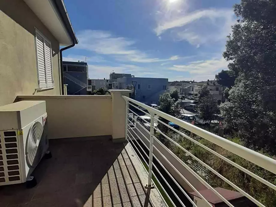 Immagine 7 di Appartamento in vendita  in viale Galliano 10 a Cecina