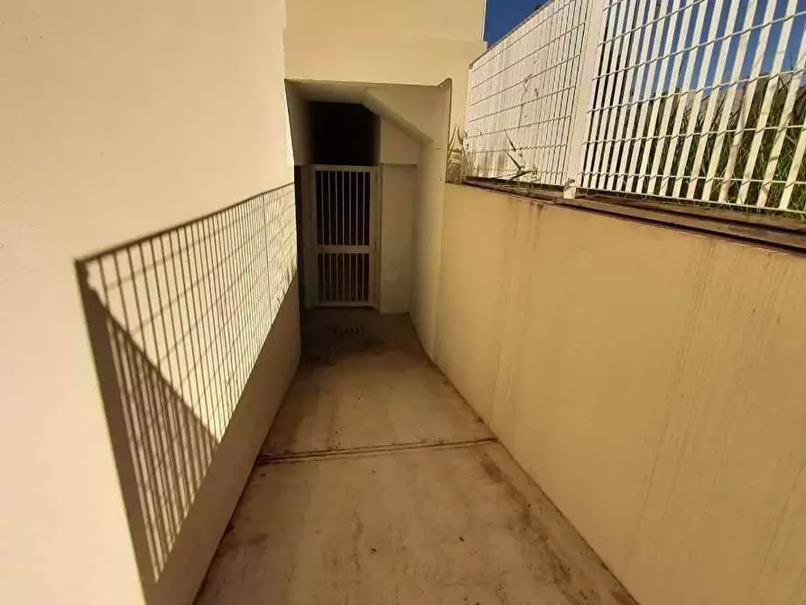 Immagine 28 di Appartamento in vendita  in viale Galliano 10 a Cecina
