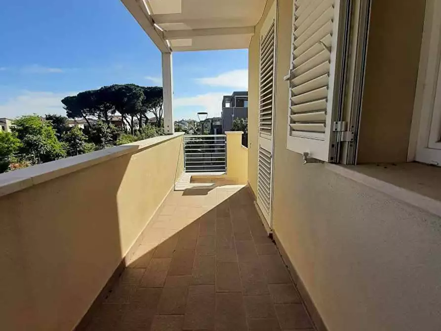 Immagine 51 di Appartamento in vendita  in viale Galliano 10 a Cecina