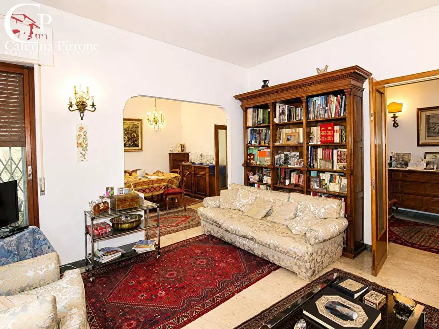 Immagine 2 di Appartamento in vendita  in via Fratelli Bronzetti 16 a Firenze