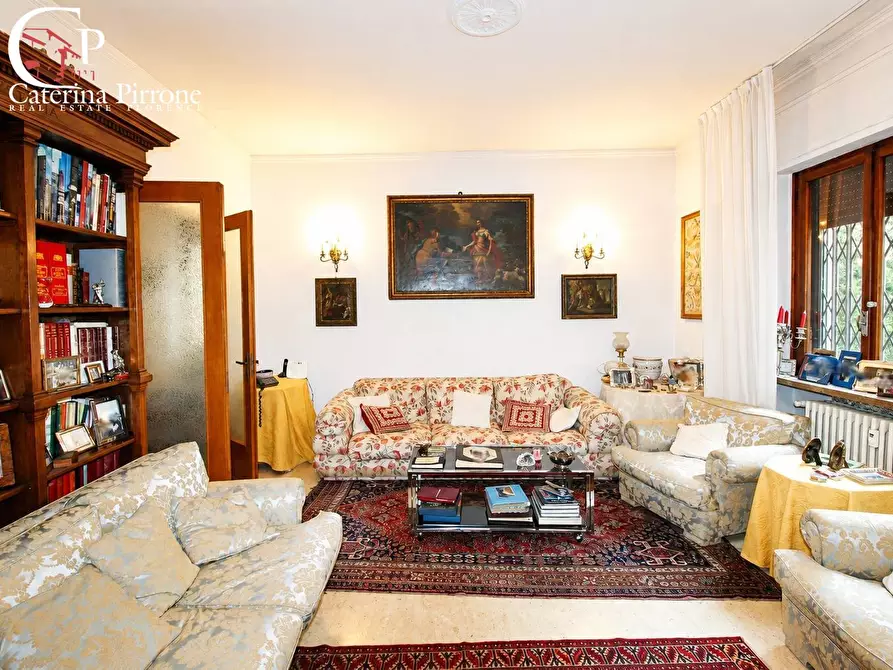 Immagine 4 di Appartamento in vendita  in via Fratelli Bronzetti 16 a Firenze