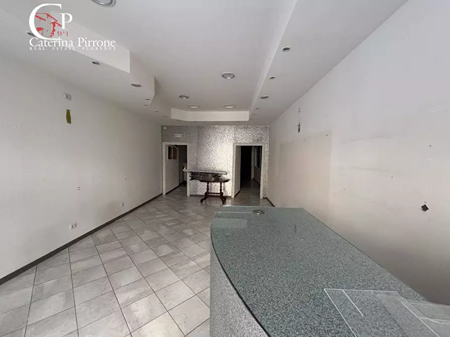 Immagine 2 di Negozio in affitto  in piazza Orazio Pierozzi 10 a San Casciano In Val Di Pesa