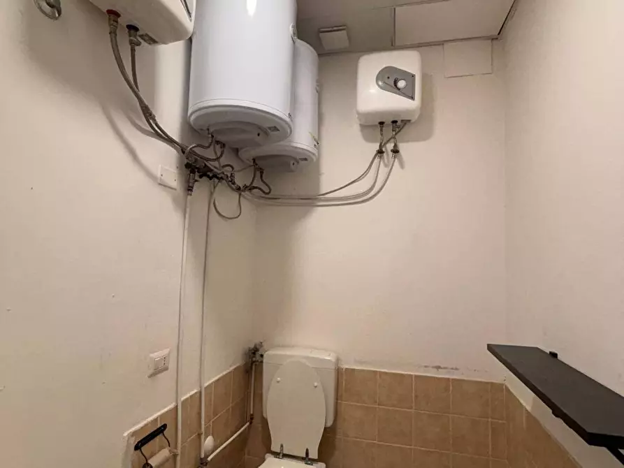 Immagine 7 di Negozio in affitto  in piazza Orazio Pierozzi 10 a San Casciano In Val Di Pesa