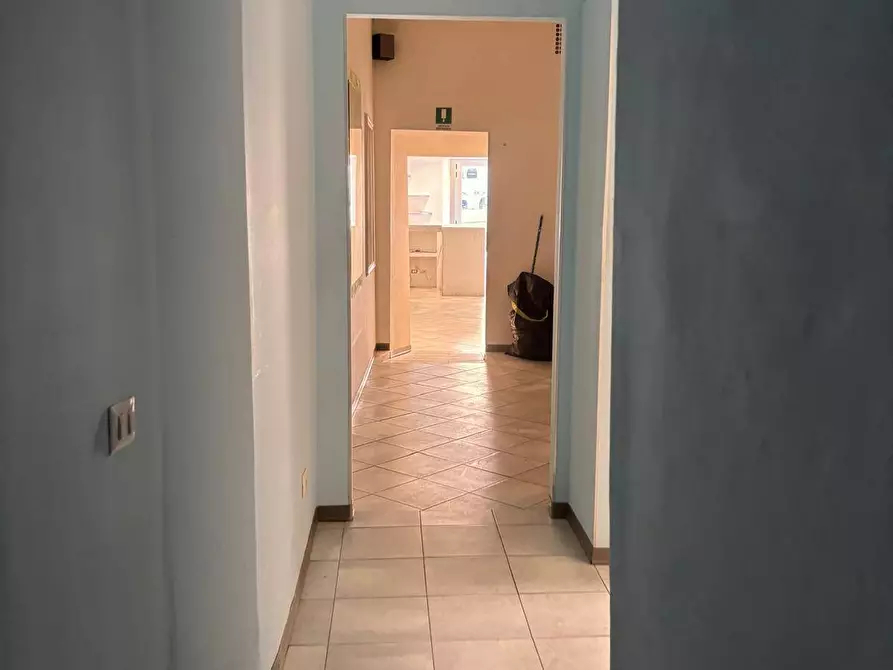 Immagine 21 di Negozio in affitto  in piazza Orazio Pierozzi 10 a San Casciano In Val Di Pesa