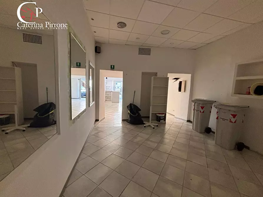 Immagine 24 di Negozio in affitto  in piazza Orazio Pierozzi 10 a San Casciano In Val Di Pesa