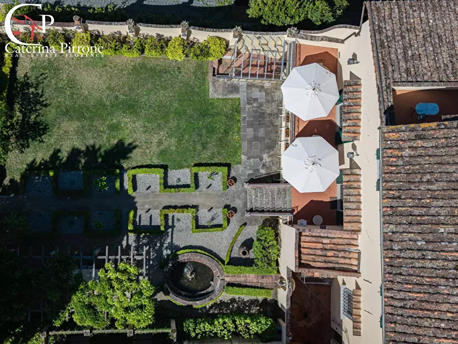 Immagine 34 di Villa in affitto  in Piazzale Michelangiolo a Firenze