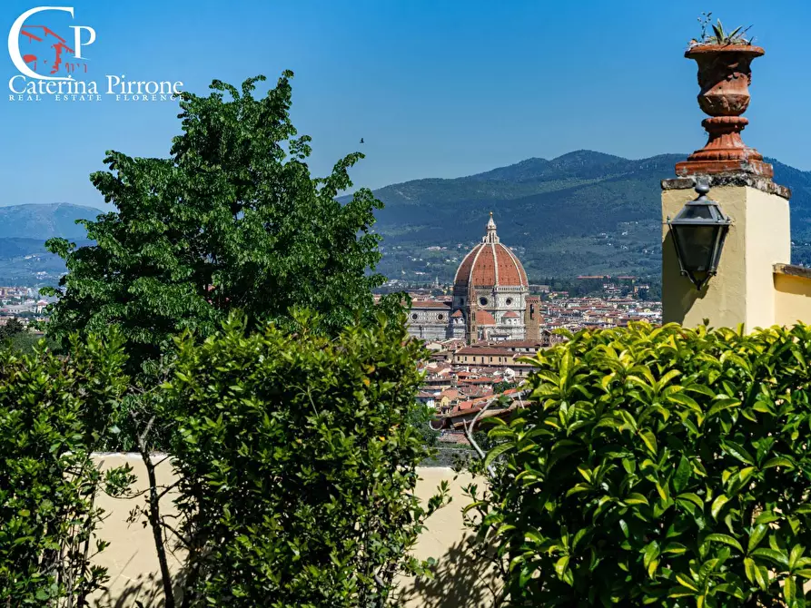 Immagine 28 di Villa in affitto  in Piazzale Michelangiolo a Firenze