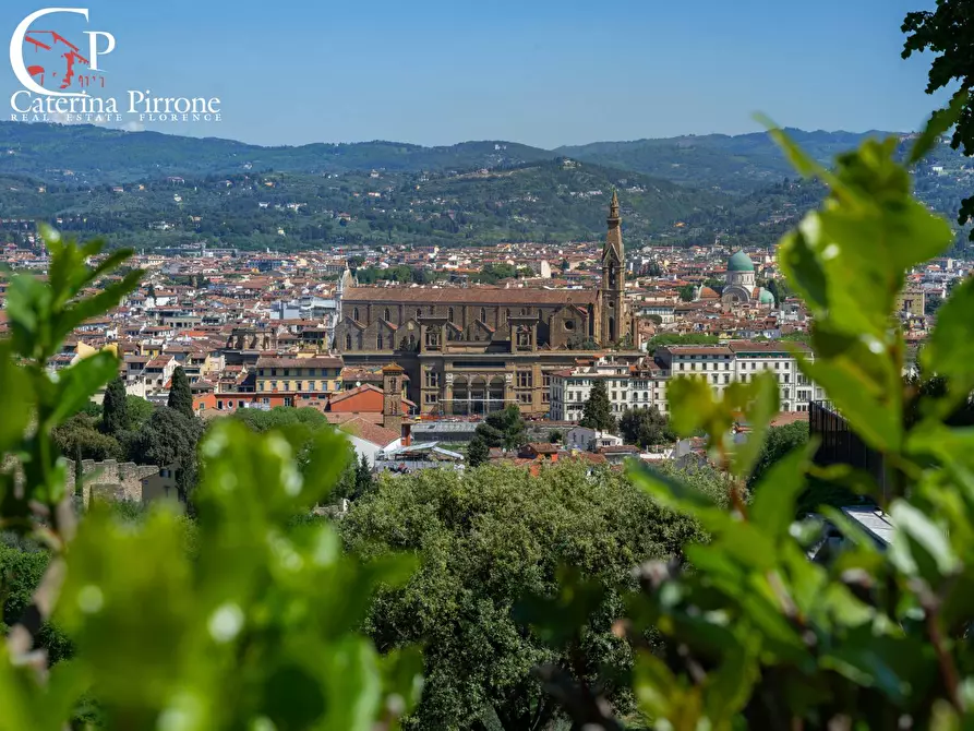 Immagine 37 di Villa in affitto  in Piazzale Michelangiolo a Firenze