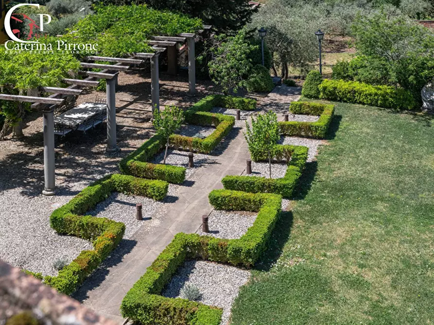 Immagine 3 di Villa in affitto  in Piazzale Michelangiolo a Firenze