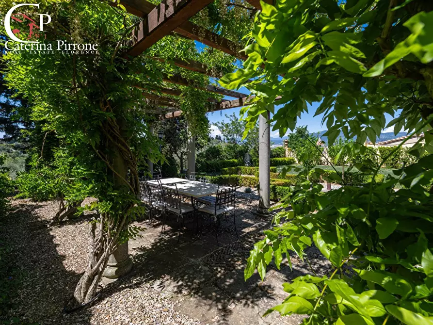 Immagine 39 di Villa in affitto  in Piazzale Michelangiolo a Firenze