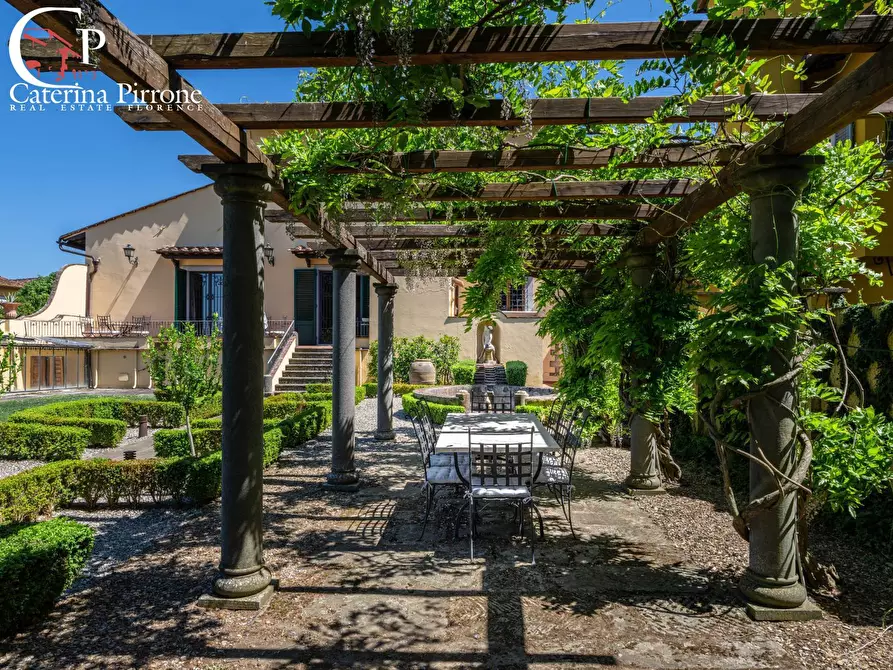 Immagine 42 di Villa in affitto  in Piazzale Michelangiolo a Firenze