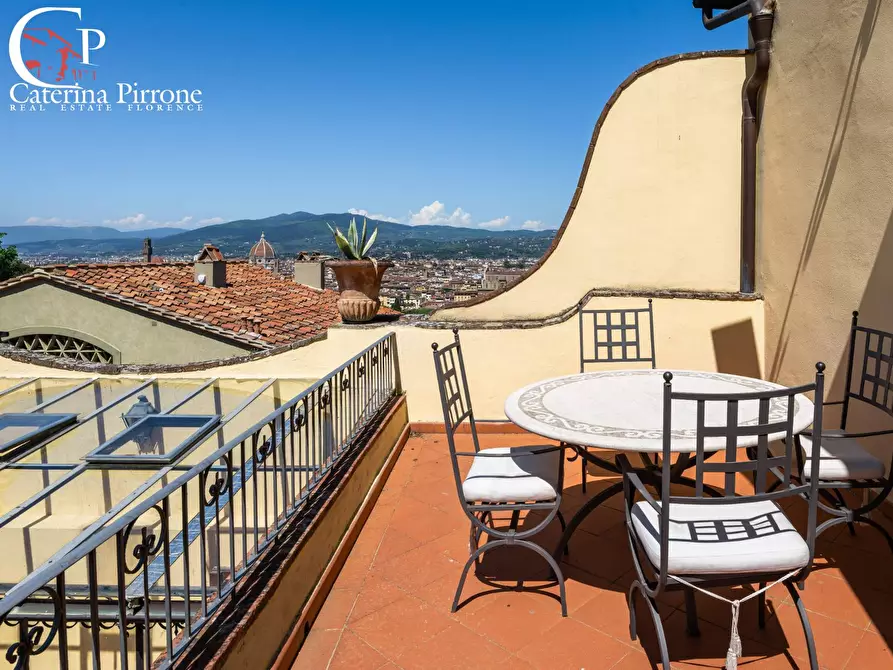 Immagine 43 di Villa in affitto  in Piazzale Michelangiolo a Firenze