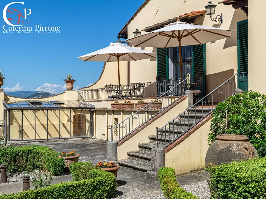Immagine 40 di Villa in affitto  in Piazzale Michelangiolo a Firenze