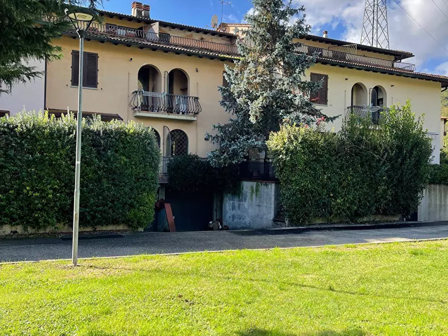 Immagine 61 di Villetta a schiera in vendita  in Via Arcangelo Giani 37 a Dicomano