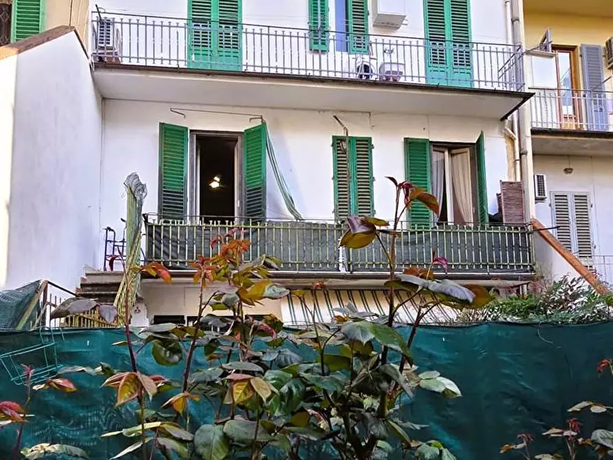 Immagine 14 di Appartamento in vendita  in Via Pasquale Villari 17 a Firenze