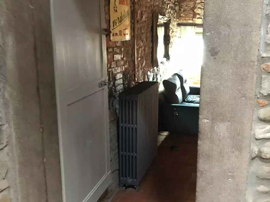 Immagine 9 di Appartamento in vendita  in via Borgovecchio 39 a Stia