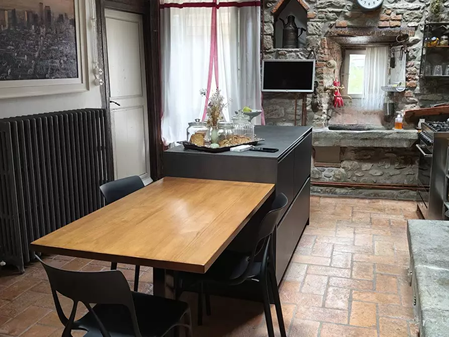 Immagine 22 di Appartamento in vendita  in via Borgovecchio 39 a Stia