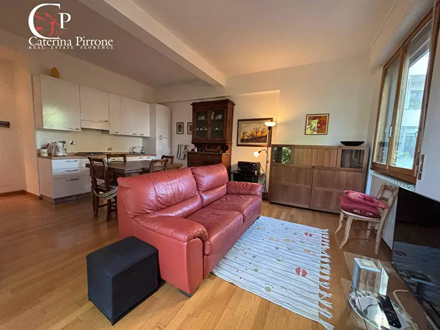 Immagine 1 di Appartamento in vendita  in via Giuseppe Richa 60 a Firenze