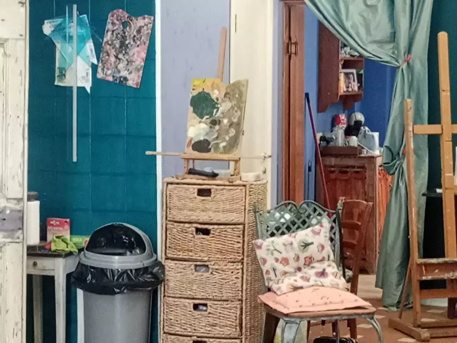 Immagine 10 di Negozio in vendita  in via Lunga 40 a Firenze