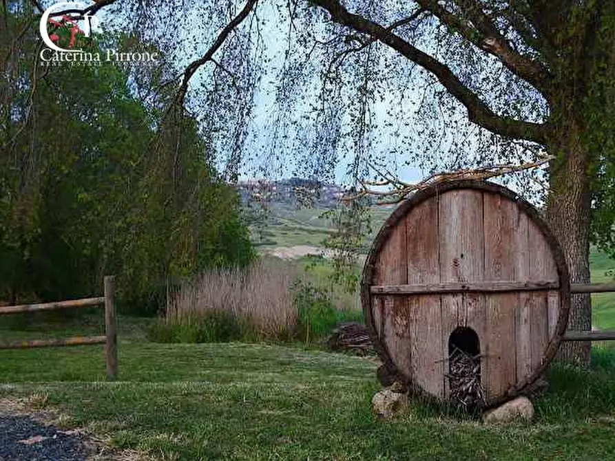 Immagine 5 di Agriturismo in vendita  in via degli Allori 80 a Volterra