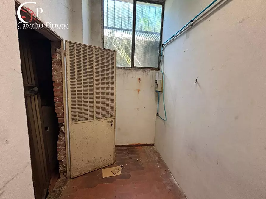Immagine 20 di Laboratorio in vendita  in via Rocca Tedalda 140 a Firenze
