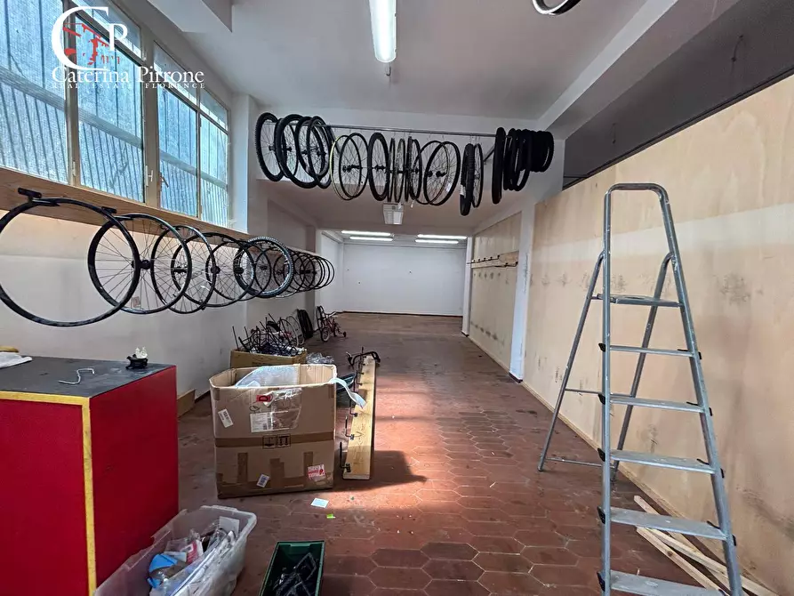 Immagine 22 di Laboratorio in vendita  in via Rocca Tedalda 140 a Firenze