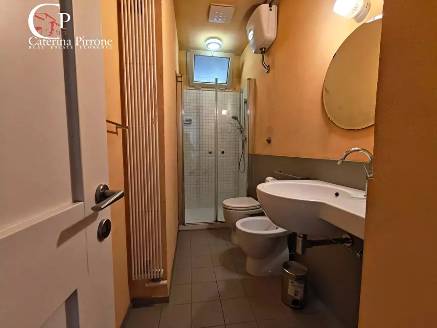 Immagine 15 di Appartamento in affitto  in via Dante Alighieri 1 a Firenze