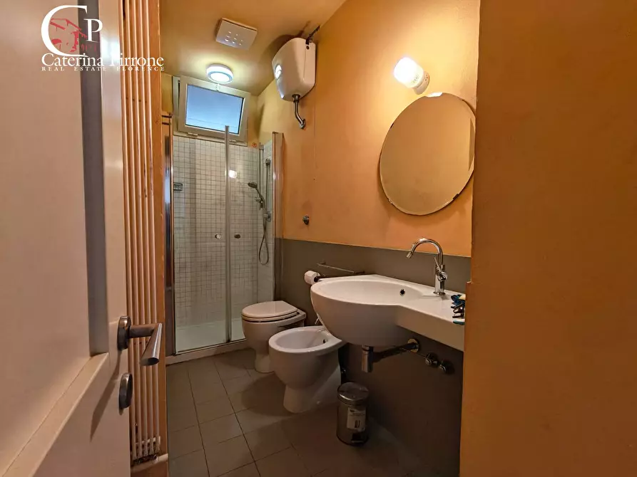 Immagine 24 di Appartamento in affitto  in via Dante Alighieri 1 a Firenze