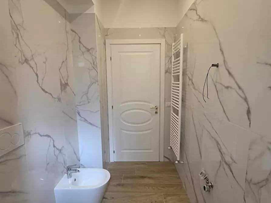 Immagine 18 di Appartamento in vendita  in Via Vincenzo Chiarugi 10 a Firenze