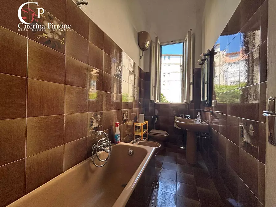 Immagine 20 di Appartamento in vendita  in Via Pasquale Villari 17 a Firenze