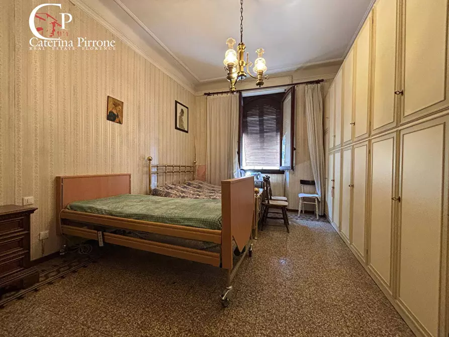Immagine 26 di Appartamento in vendita  in Via Pasquale Villari 17 a Firenze